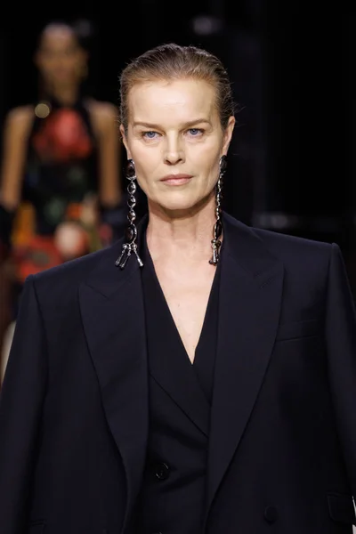 Look 137